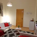 Quartos Confortaveis Em Casa Proximo Ao Mosteiro Homestay szállás Batalha