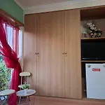 Quartos Confortaveis Em Casa Proximo Ao Mosteiro Homestay szállás Batalha
