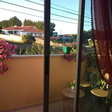 Quartos Confortaveis Em Casa Proximo Ao Mosteiro 巴塔拉