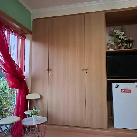 Quartos Confortaveis Em Casa Proximo Ao Mosteiro Quarto em Acomodações Particulares Batalha